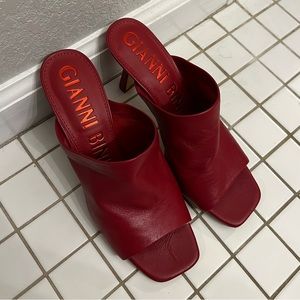 Gianni Bini Jaelianah Square Open Toe Red Mules
